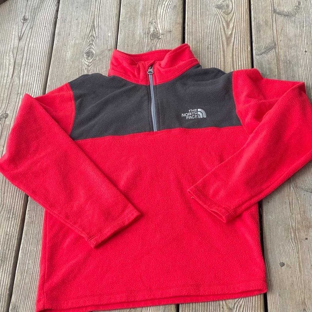 The North Face Boy’s Jacket Fleece Shirt Pull Over Red and Black - Picture 4 of 5